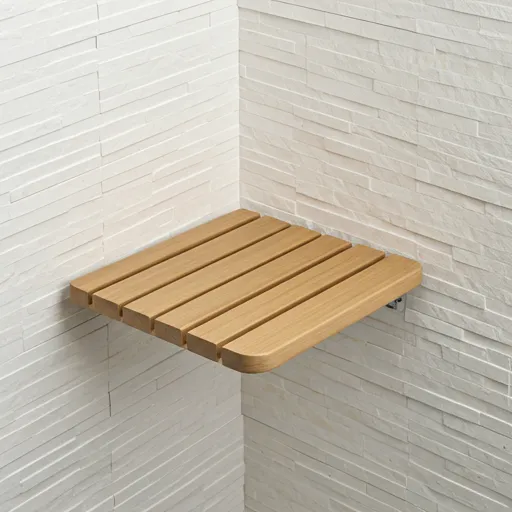 Siège de douche escamotable à hauteur d'assise adaptée pour senior